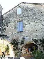 Maison d'angle à couvertPatrimoine d'Aquitaine - Les dossiers de l'inventaire : Maison, 23, 25 rue Notre-Dame