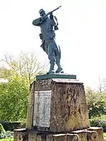 Monument aux morts« Monument aux morts à Monpazier », sur e-monumen
