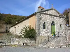 Chapelle rustique de Sainte-Roseline.