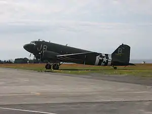 Un avion de la Seconde Guerre mondiale à l'aéroport de Mont-Joli