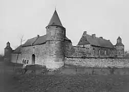Ancien château de la Torre dont deux tours sont les vestiges.