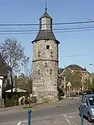 Tour est de l'ancien château-ferme de la Torre (XVIe siècle).