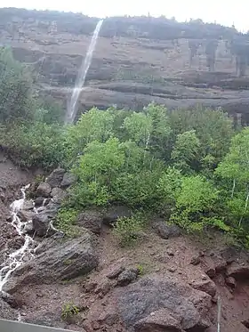 Vue du flanc est du mont Sainte-Anne