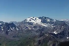 Vue aérienne du mont de Gébroulaz à l'aplomb de Courchevel.