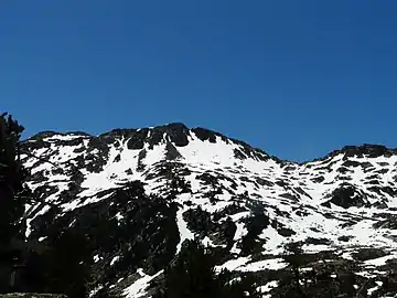 Le pic de Hèche Castet, au sud du lac d'Aubert.