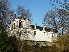 Le château de Gouyas.