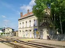 La gare de Montataire, côté voies.