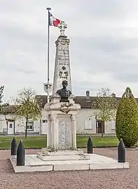 Le Monument aux morts