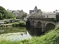 Le pont Napoléon sur la Sarthe.