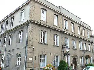 L'ancien Hôtel-Dieu Sainte-Anne.