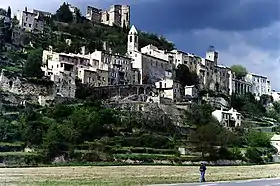 Montbrun-les-Bains, village perché