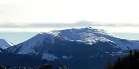 Vue du monte Madonnino enneigé.