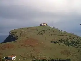 Mont Kolitza avec l'ermitage de Saint-Sébastien et San Roque.