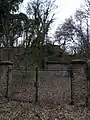 Fontaine dite "romaine" au pied du complexe du château