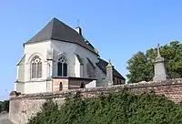 Vue du chevet de l'église.