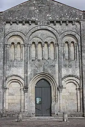 Image illustrative de l’article Église Saint-Sulpice de Montils