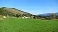 Le Tuc de Montcalivert et le hameau de Maubresc.