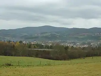 Le puy de Montoncel photographié sur la route entre le col des Sagnes et Chabreloche