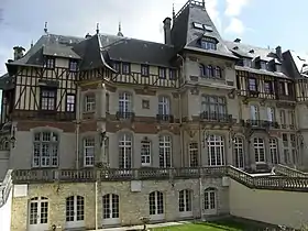 Image illustrative de l’article Château de Montvillargenne