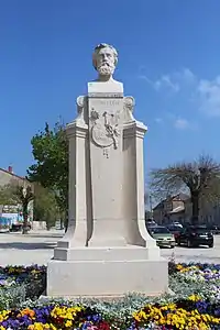 Monument à Antoine Chintreuil (1879), Pont-de-Vaux.
