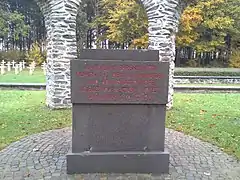 Monument Cimetière militaire de Maissin.