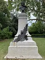 Monument à Eugène Delacroix