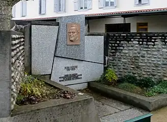 Monument Jean Lassere à Soueich.