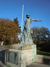 Monument aux morts de Trévières (1921).