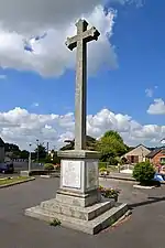 Le monument aux morts.