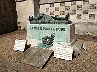 Monument aux morts de Fontaine-la-Soret.