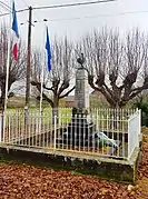 Monument aux morts De la commune de Beaugies sous Bois à tête de coq