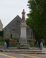 Poilu au repos (monument aux morts)