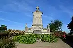 Le monument aux morts.