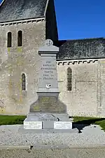 Le monument aux morts.