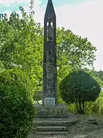 Statue de Saint Louis (monument aux morts)