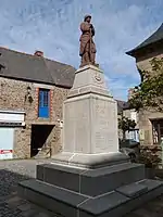 Monument aux morts de Bazouges-la-Pérouse