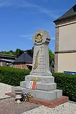 Le monument aux morts.