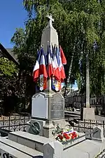 Monument aux morts« Monument aux morts de Brécey », sur Wikimanche