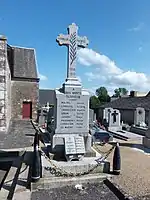 Monument aux morts« Monument aux morts de Chèvreville », sur Wikimanche