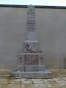 Monument aux morts (XXe siècle)