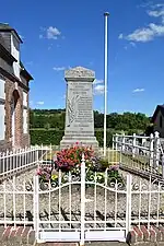 Le monument aux morts.