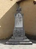 Le monument aux morts.