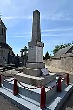 Le monument aux morts.