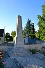 Le monument aux morts.