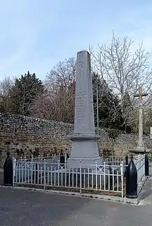 Monument aux morts de Pollionnay