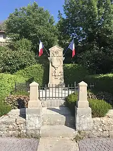 Monument aux morts.