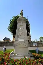 Le monument aux morts de Robehomme.
