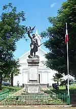 Le Poilu victorieux de Sainte-Suzanne