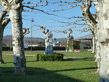 Le monument aux morts.