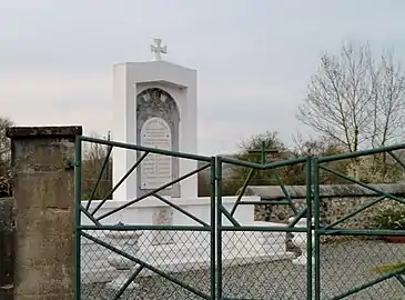 Le monument aux morts.